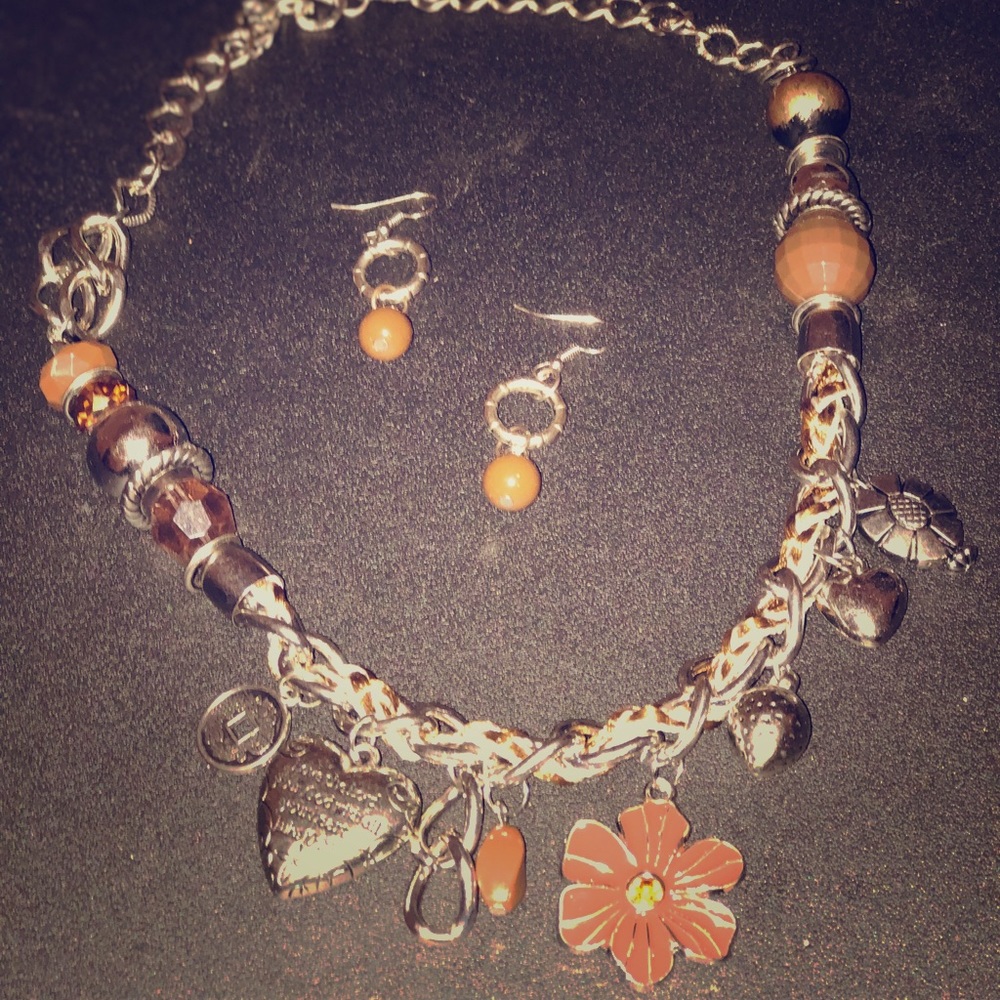 Necklace set
